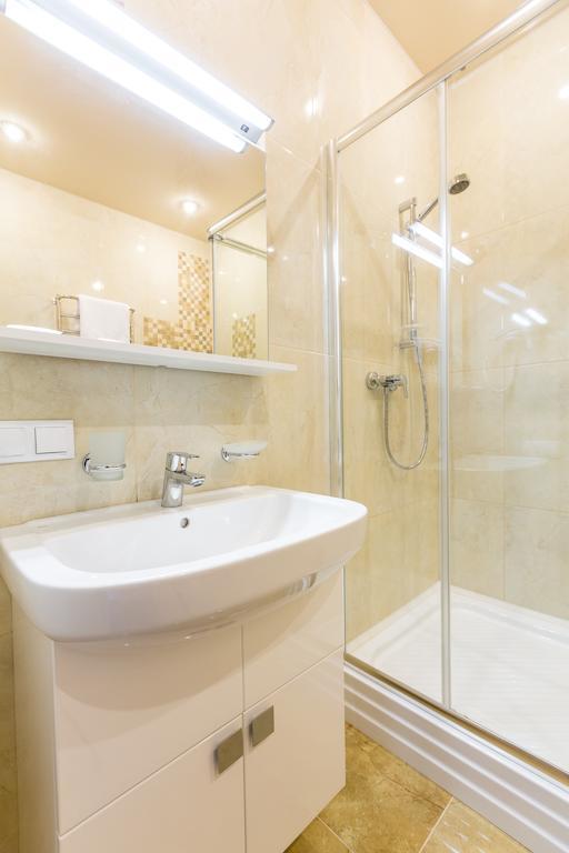 Hotel Premier Καμιανσκέ Εξωτερικό φωτογραφία