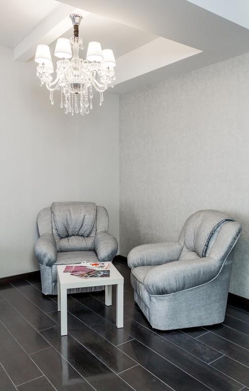 Hotel Premier Καμιανσκέ Εξωτερικό φωτογραφία